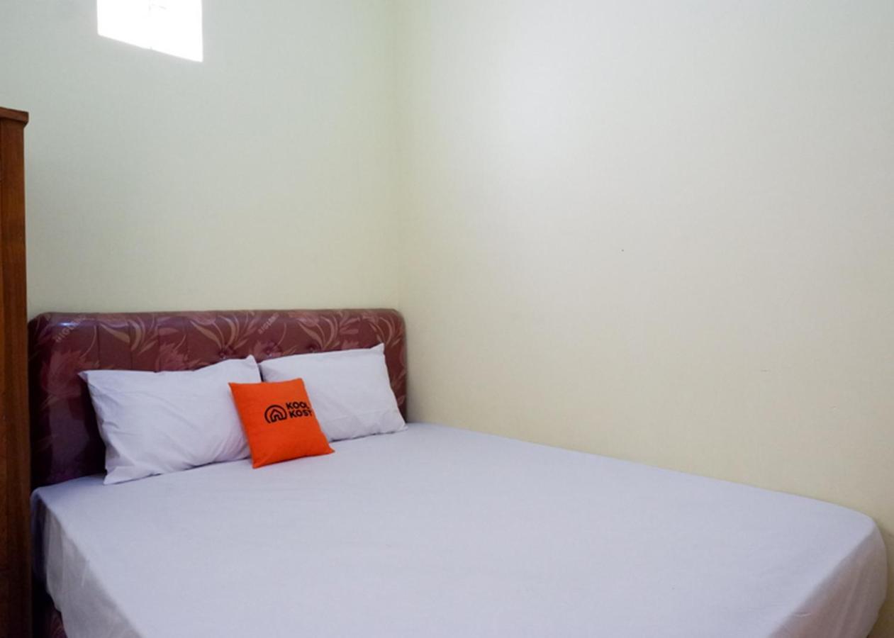 Koolkost Syariah Near Transmart Banyumanik Semarang Hotel Srondolwetan Exterior photo